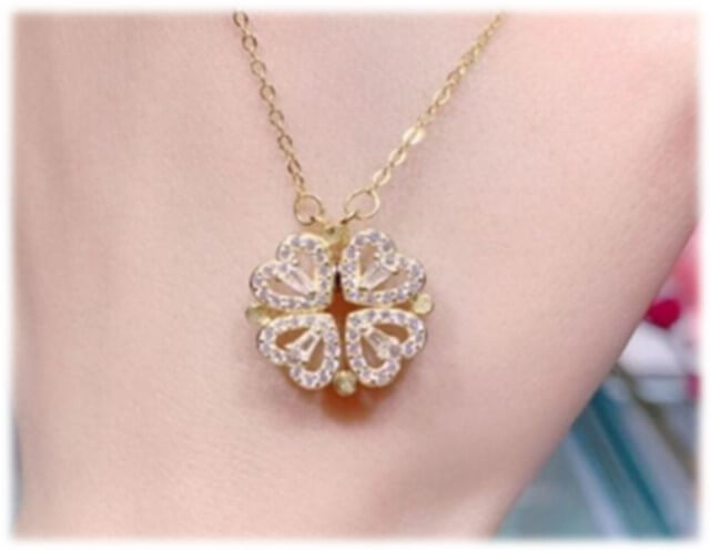 clover-leaf-heart-diamantes-pendant-necklace-rising shine-jewellery-jewelry-and-gifts-for-women-girls-present-gift-3